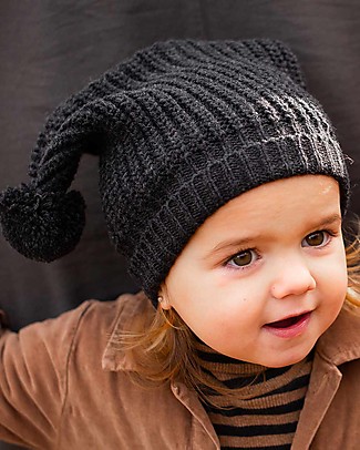1 + in the family Delfin Winter Hat with Pompom - Wool - Charcoal Winter Hats