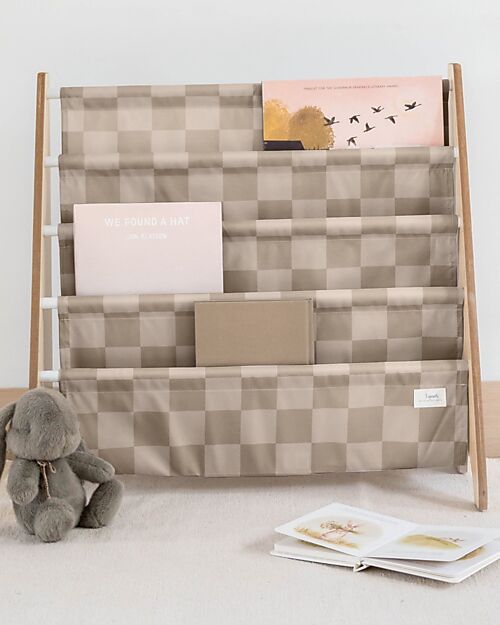 3 Sprouts Montessori Book Rack - Checkerboard - Beige - Recycled Polyester - 61x63x25,4 cm Montessori Bookcases