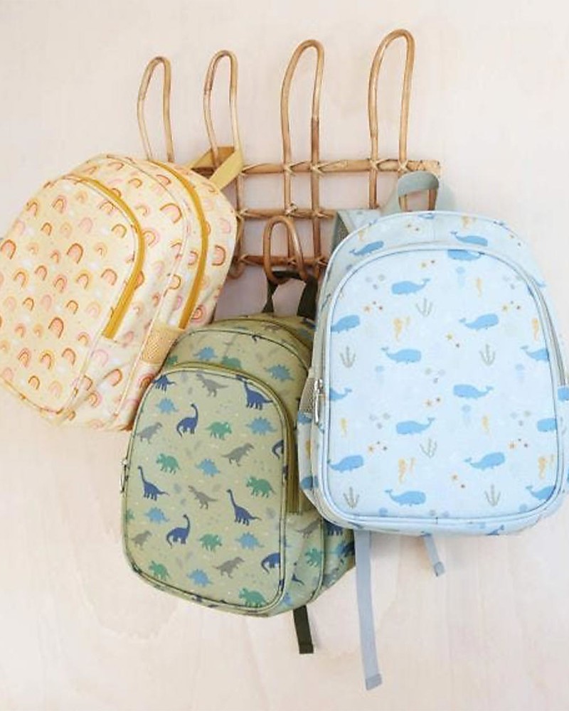 backpacks with insulated compartment