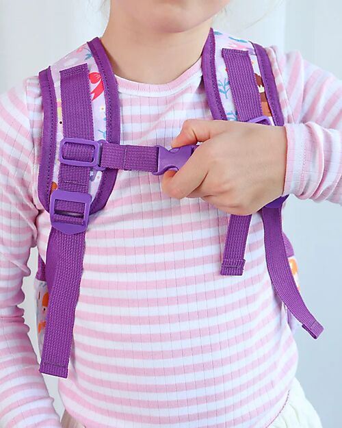 A Little Lovely Company Large Backpack with Thermal Pocket - Princesses - 27x32x19 cm - Keeps food and drinks fresh! Kindergarten Backpacks