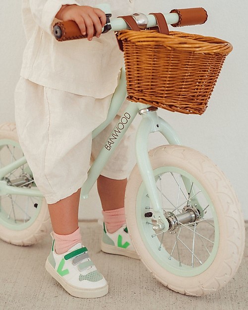 Banwood Balance Bike First Go Mint - for Children from 3 to 5 years! Balance Bikes