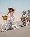 Banwood Classic Bicycle - White - from 4 to 7 years old - Removable Training Wheels Bycicles