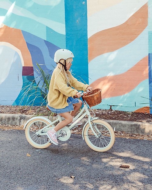 Banwood Classic Bicycle with Cream Pedals - 4 to 7 Years - Removable Wheels Bycicles