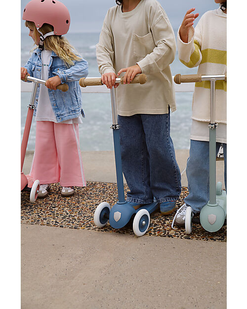 Banwood Eco Scooter 3Y+ - Deep Sea - 100% Recycled Materials Scooters