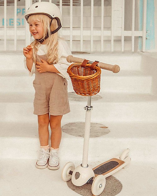 Banwood Scooter with Removable Basket - Cream - from 3 Years Up to 50 kg Scooters