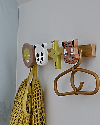 Bloomingville Pine wood animal coat hanger - Multi-color Hangers & Hooks
