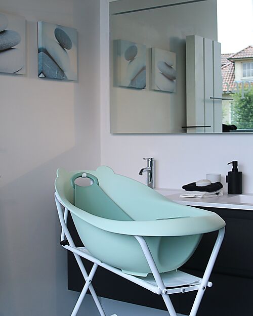 Bo Jungle Bear Bath Tub with Reducer - Sage Green - Ergonomic Baby Bath Tubs and Accessories