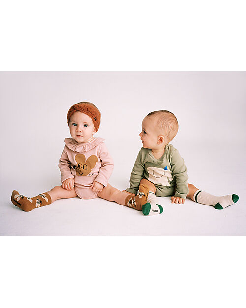 Bobo Choses Long Sleeve Bodysuit with Ruffle Collar - baby Mouse - Organic Cotton
​ Long Sleeves Bodies