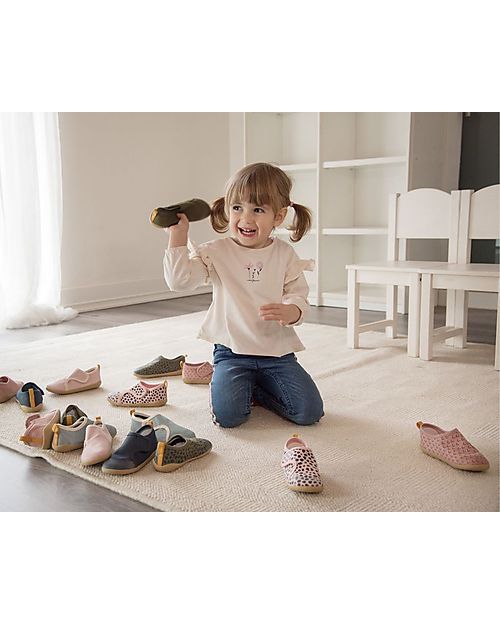 Bobux I Walk Shoe - Dusk Olive - Organic Cotton - Perfect Slippers at Home or in Kindergarten! Slippers