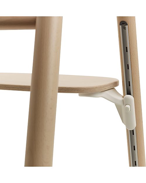Bugaboo Giraffe Evolutionary Chair - Natural White - FSC Beech Wood and Sustainable Bio Plastic High Chairs