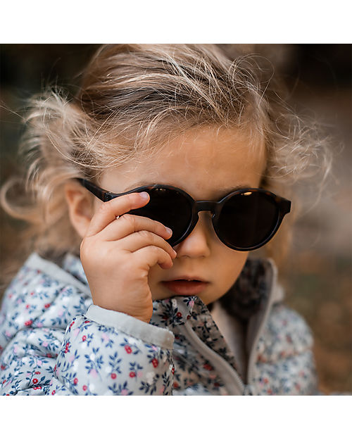 Béaba Merry Sunglasses - Tortoise -  2-4 Years with Adjustable Strap - 100% UV Filtering Sunglasses