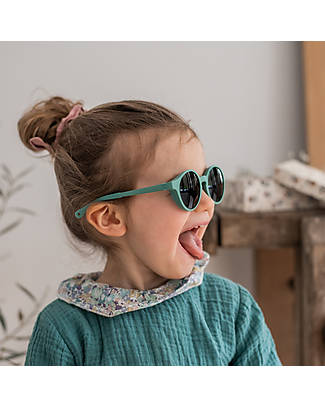 Béaba Merry Sunglasses - Tropical Green - 2-4 Years with Adjustable Strap - 100% UV Filtering Sunglasses