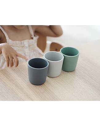 Béaba Set of 3 Glass - Grey Sage and Mineral - Silicone - Handy and Unbreakable Beakers