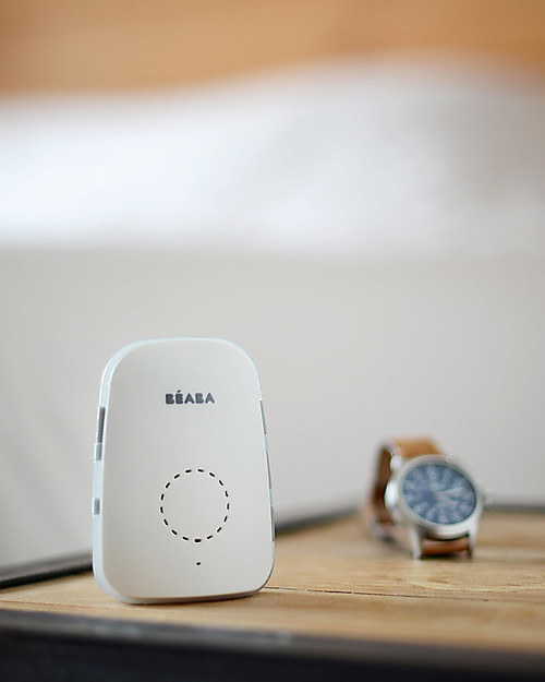 Béaba SIMPLY ZEN Audio Baby Monitor - USB + EU Adaptor Plug - Zero Wave Emissions - Simple and Reliable with Night Light Function Baby Monitor