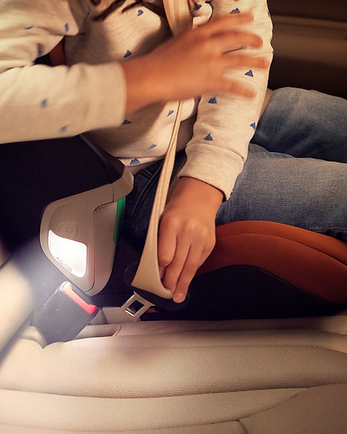 Bébé Confort/Maxi Cosi Kore Pro i-Size Car Seat, Cognac, with ClickAssist Light - from 3,5 to 12 years! Car Seats Group 2/3