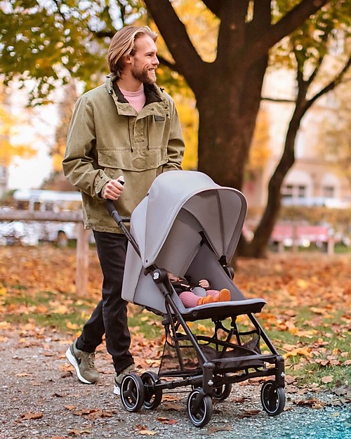 Bébé Confort/Maxi Cosi Stroller Mara - Brave Grey From Birth to 3.5 years - Ultracompact and light Lights Strollers