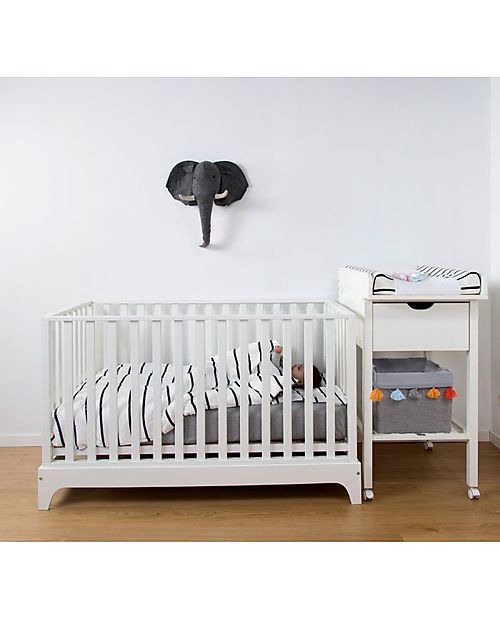 White Wooden Full Size 140x70cm Baby Cot Bed with Drawer and a