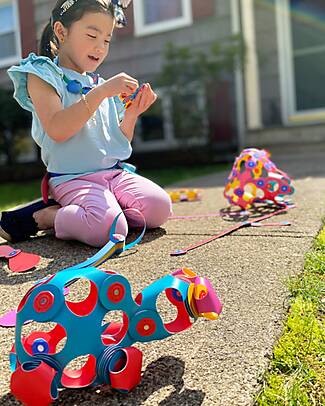 Clixo Crew Pack - 30 Pieces - Pink Yellow - STEAM Magnetic Toy - 4+ Years Magnetic Games