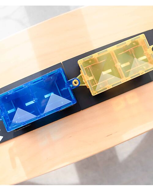 Connetix 2 Pieces - Car Pack - Rainbow - 100% Non Toxic ABS Plastic - STEM Learning! Magnetic Games