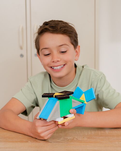 Connetix 30 Pieces - Build-It Pro Pack - Vehicles - 100% Non-Toxic ABS Plastic - STEM Learning! Magnetic Games