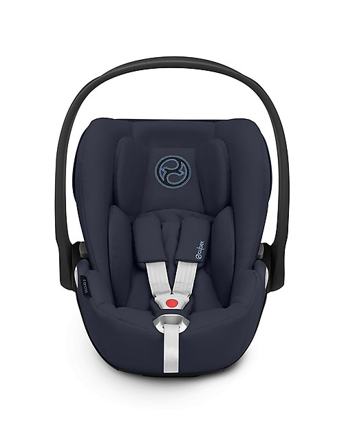 あい　Cybex CLOUD Z i-size Cybex Cloud Z i-Size Lie-flat Car Seat and Base - Deep Black