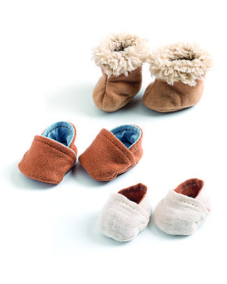 Djeco 3 Pairs of Slippers for Pomea Doll - Brown Tones - Easy to Wear Dolls Accessories
