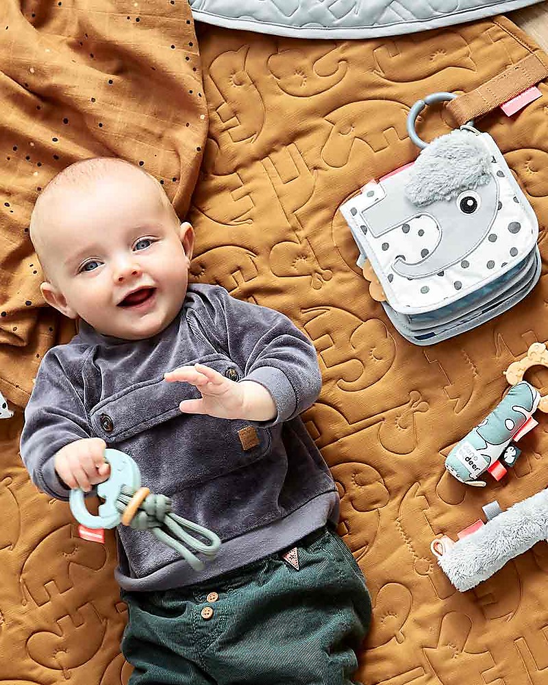 baby gym done by deer