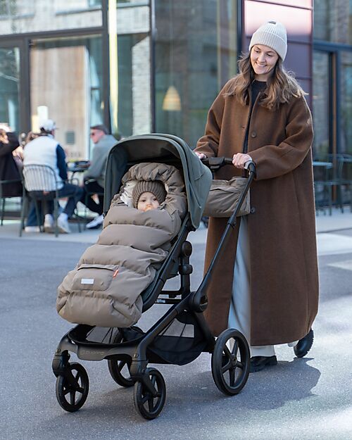 Done By Deer Footmuff Winter - Taupe - 105 x 51 x 5 cm - 0/3 Years Footmuffs