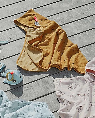 farmers hooded towel