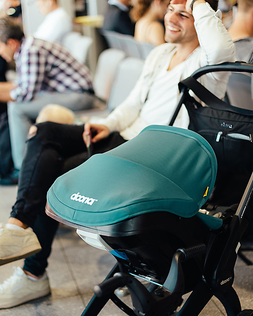 Doona Doona+ Car Seat 0+ with Wheels 2-in-1, Racing Green - Also approved as a stroller! Car Seats Group 0+/1