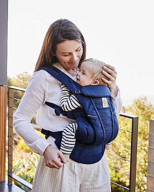 ErgoBaby Omni Breeze Baby Carrier - With SoftFlex ™ Mesh - Midnight Blue Baby Carriers