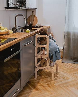 Ette Tete OUTLET - Convertible Montessori Learning Tower Step'n'Sit, Natural with Golden Clasp Locks - Showroom Sample Montessori Towers