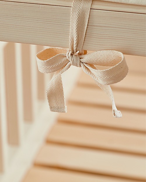 Ettomio House-shaped Montessori bed "Aande" with Futon Mattress - 140x70 cm Montessori Beds