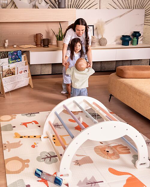 Family Nation 2-in-1 Foldable Montessori Play Mat – Reversible and Soft – Animal Friends – 180x150 cm – From Birth Playmats