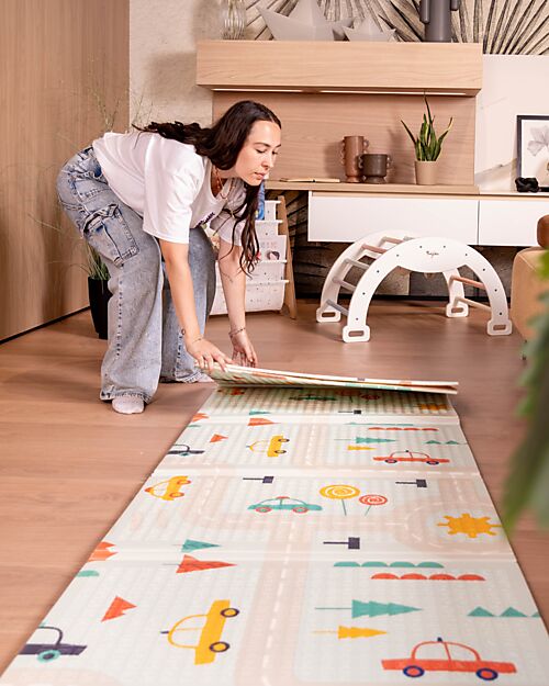 Family Nation 2-in-1 Foldable Montessori Play Mat – Reversible and Soft – Dino Friends – 180x150 cm – From Birth Playmats