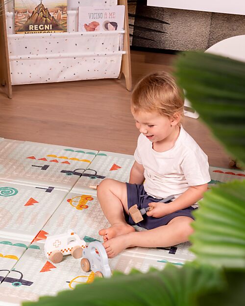 Family Nation 2-in-1 Foldable Montessori Play Mat – Reversible and Soft – Dino Friends – 180x150 cm – From Birth Playmats