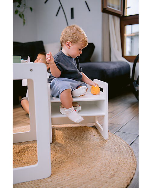 Family Nation Montessori Table+Chair Set - White - Grows with your child Tables And Chairs