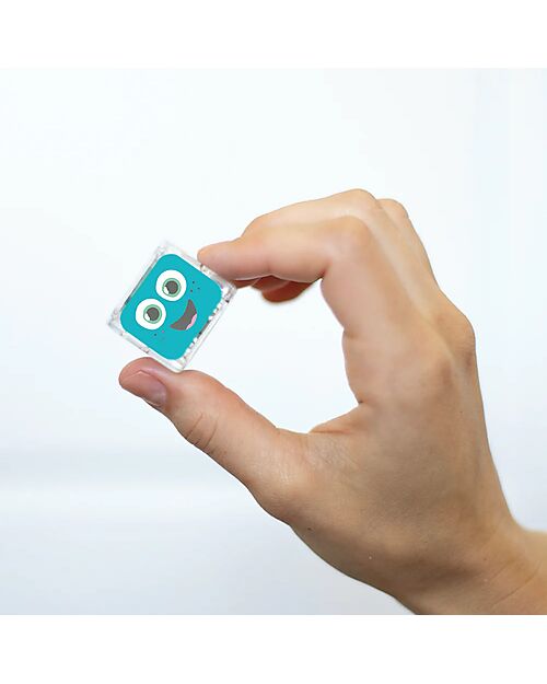 Glo Pals Blair Light Up Cubes - Light Blue - Set of 4 Sensory Games_