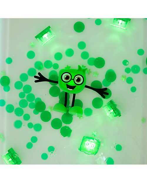 Glo Pals Character Set Pippa - with 2 Included Cubes - Verde - Suitable from 3 Years - 100% Recycled Plastic Sensory Games_