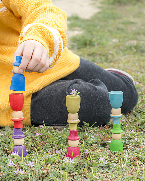 Grapat Wizards Nins with Hats, Rainbow Colour 12 pieces - Sustainable Wood Montessori Toys