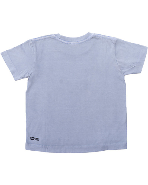 Growing Together Hug Me T-Shirt - Light Blue - Organic Cotton and Natural Colors T-shirts