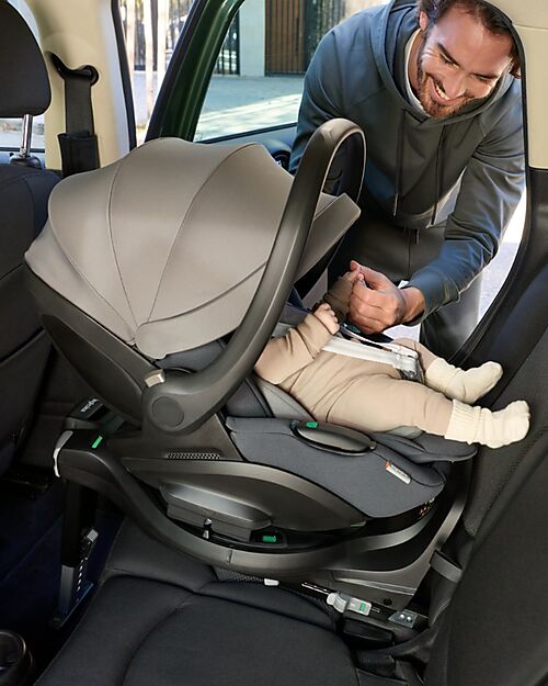 Inglesina Electa System Quattro - Hangar Beige - All Season Seat + Open Up Cot + Standup + Darwin Recline Car Seat Pushchairs