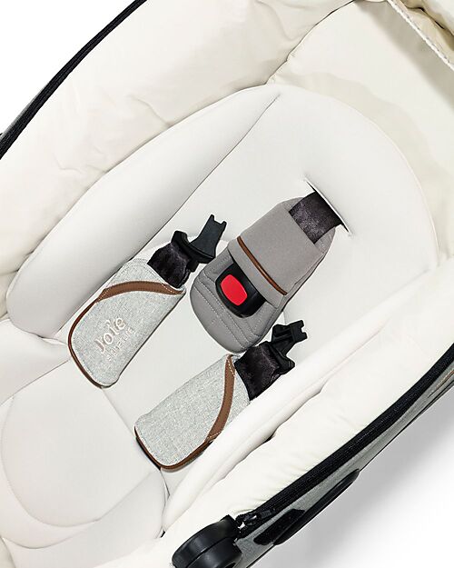 Joie  Calmi Oyster Carrycot + I-Base Isofix Rotante Encore  Pram Systems