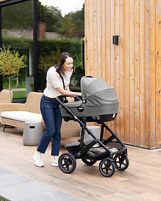 Joie Calmi R129 Carrycot - Ebony - Car and Stroller - Without Base Pram Systems