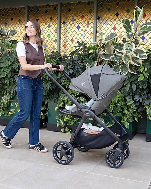 Joie Finiti Stroller 4 in 1 - Ebony - Rain Cover and Adapters Included Pushchairs