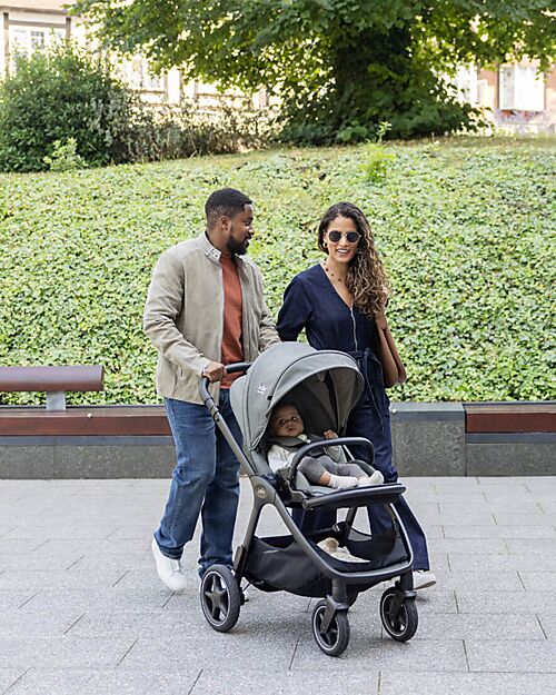 Joie Finiti Stroller 4 in 1 - Evergreen - Rain Cover and Adapters Included Pushchairs