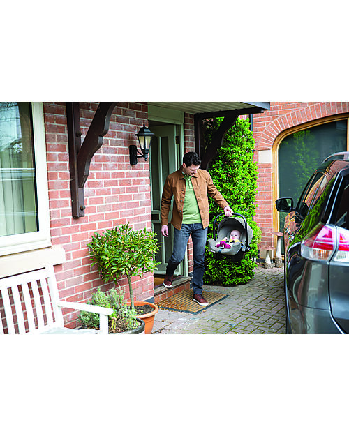 Joie i-Snug Car Seat - Gray Flannel - From Birth to 12 Months - Only 3.35kg Car Seats Group 0+/1