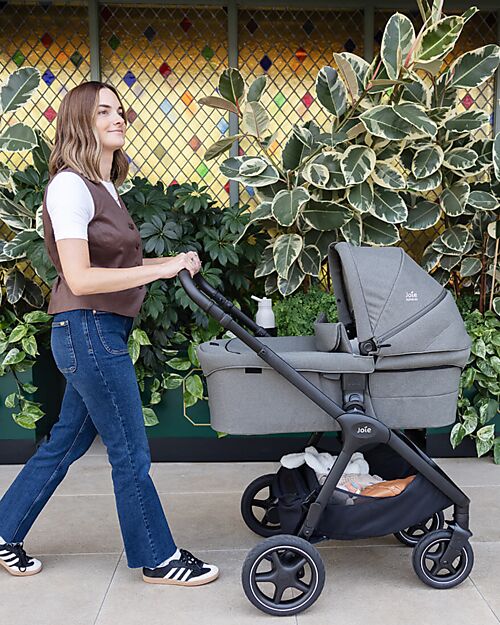 Joie Parcel LX Stroller - Ebony - Rain Cover and Adapters Included Pushchairs