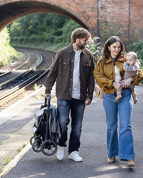 Joie Parcel LX Stroller - Eclipse - Rain Cover and Adapters Included Lights Strollers