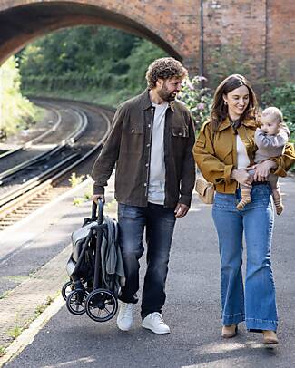 Joie Parcel LX Stroller - Eclipse - Rain Cover and Adapters Included Lights Strollers